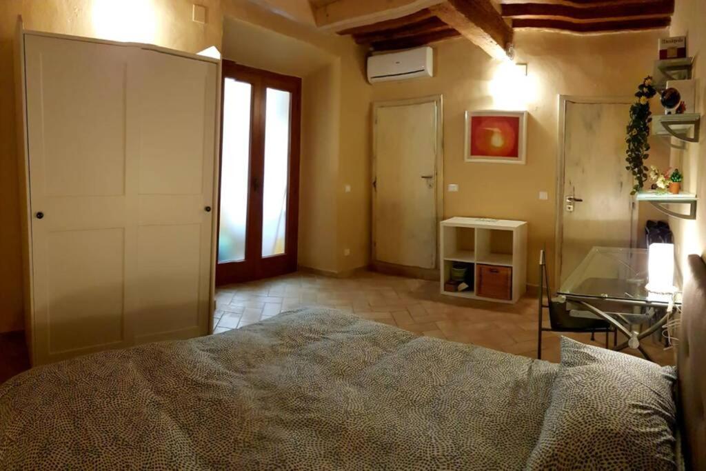 Appartement Tra Miracoli E Cavalieri à Pise Extérieur photo