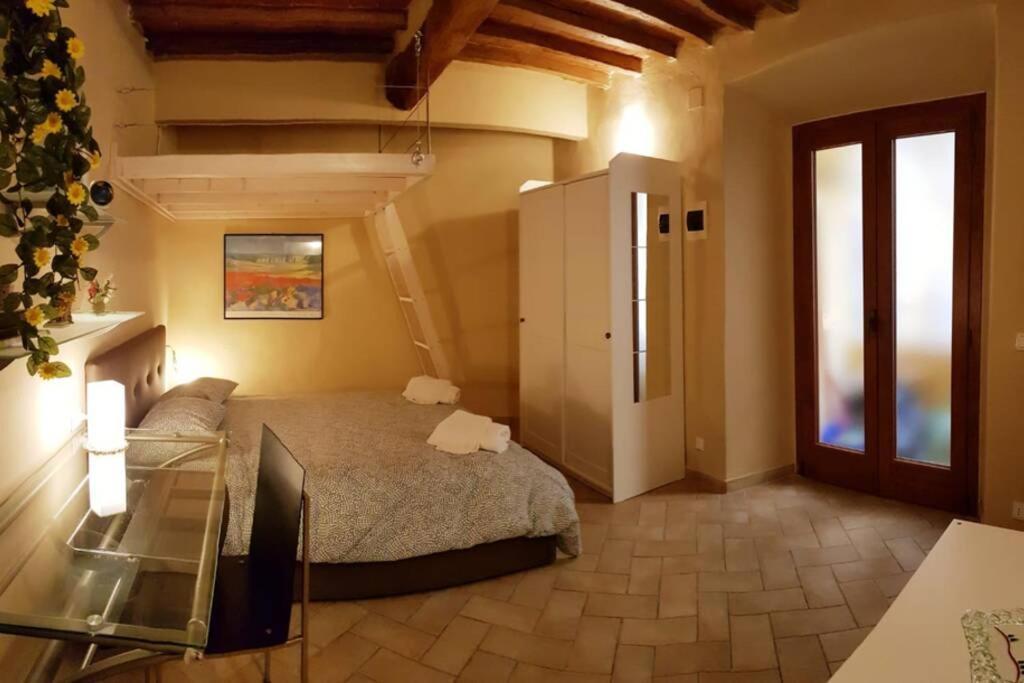 Appartement Tra Miracoli E Cavalieri à Pise Extérieur photo